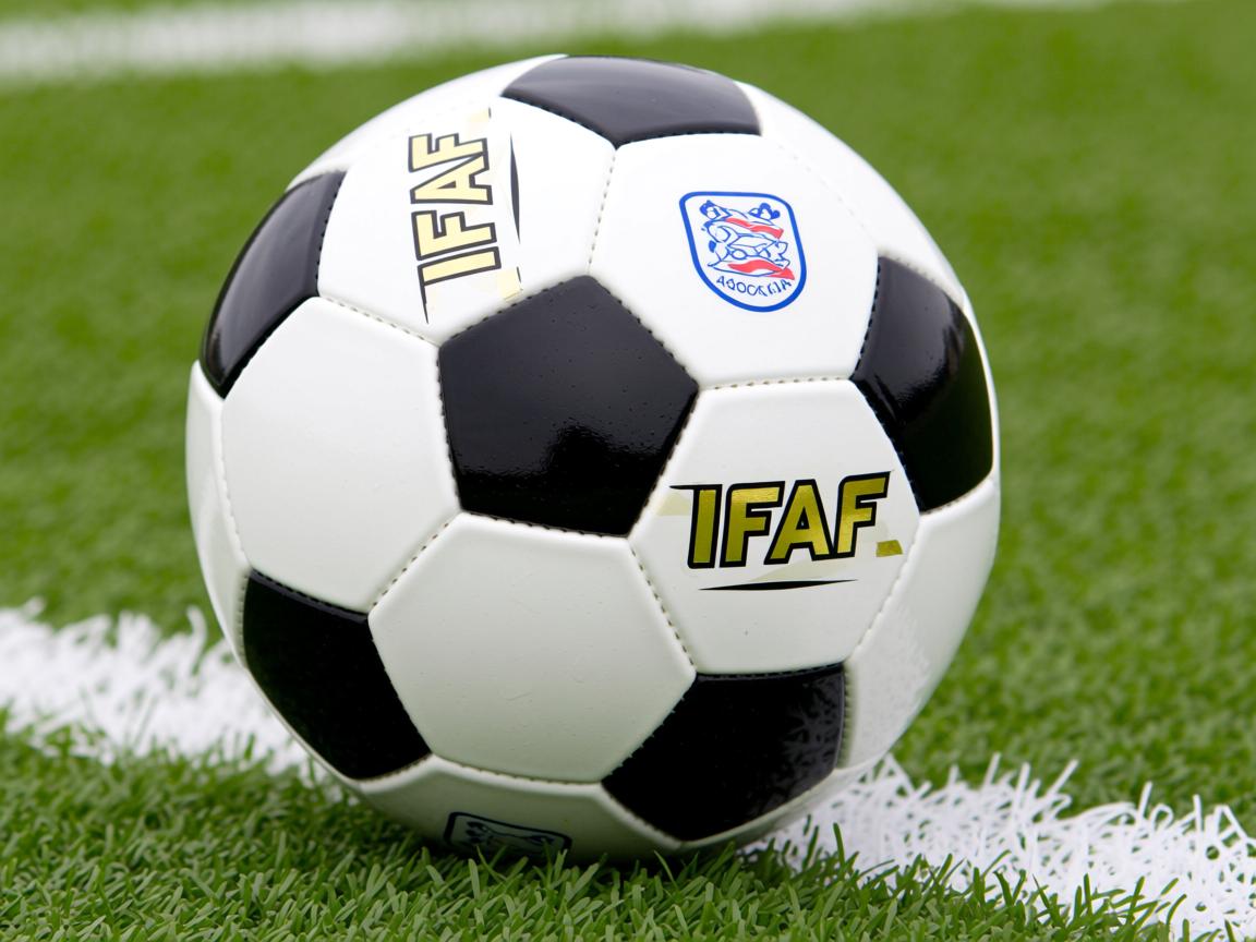 九游娱乐官网-体育新闻中心发布体育记者数字工具包，体育记者连续拍下的一组照片  第2张